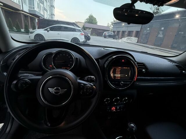 Сірий Міні Mini, об'ємом двигуна 2 л та пробігом 101 тис. км за 13000 $, фото 7 на Automoto.ua