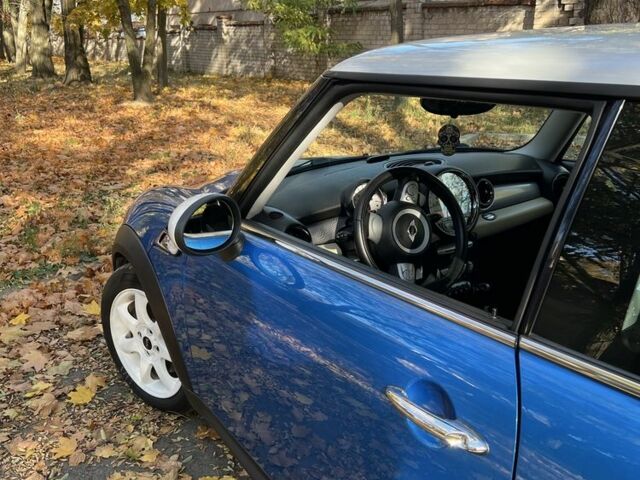 Синій Міні Mini, об'ємом двигуна 1.6 л та пробігом 123 тис. км за 6700 $, фото 5 на Automoto.ua
