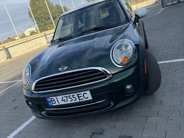 Зеленый Мини Мини, объемом двигателя 1.6 л и пробегом 230 тыс. км за 8000 $, фото 1 на Automoto.ua