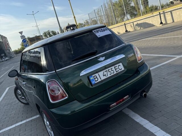 Зеленый Мини Мини, объемом двигателя 1.6 л и пробегом 230 тыс. км за 8000 $, фото 2 на Automoto.ua