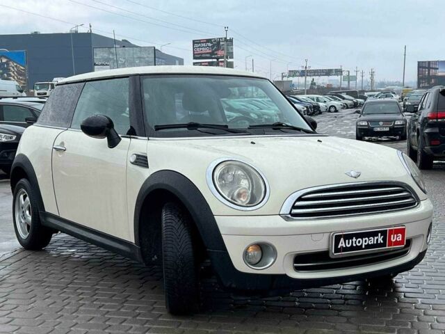 Білий Міні One, об'ємом двигуна 1.4 л та пробігом 139 тис. км за 5990 $, фото 6 на Automoto.ua