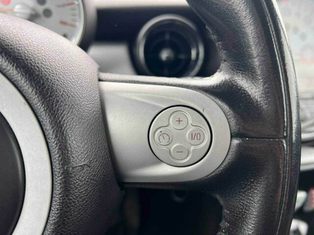 Білий Міні One, об'ємом двигуна 1.4 л та пробігом 139 тис. км за 5990 $, фото 16 на Automoto.ua