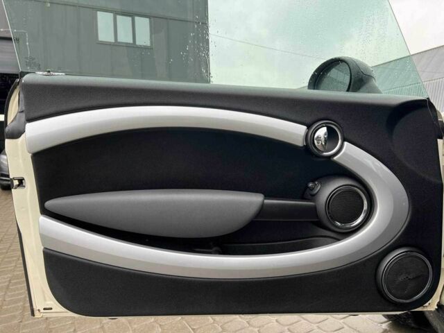 Білий Міні One, об'ємом двигуна 1.4 л та пробігом 139 тис. км за 5990 $, фото 9 на Automoto.ua