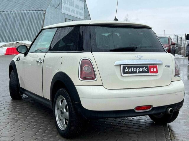 Білий Міні One, об'ємом двигуна 1.4 л та пробігом 139 тис. км за 5990 $, фото 2 на Automoto.ua