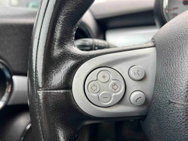 Білий Міні One, об'ємом двигуна 1.4 л та пробігом 139 тис. км за 5990 $, фото 17 на Automoto.ua