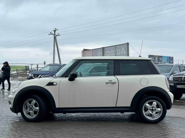 Білий Міні One, об'ємом двигуна 1.4 л та пробігом 139 тис. км за 5990 $, фото 1 на Automoto.ua