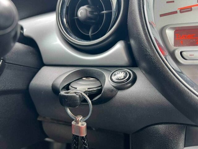 Білий Міні One, об'ємом двигуна 1.4 л та пробігом 139 тис. км за 5990 $, фото 22 на Automoto.ua