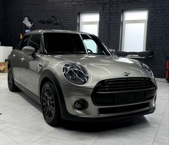 Бежевий Міні One, об'ємом двигуна 1.5 л та пробігом 58 тис. км за 19000 $, фото 1 на Automoto.ua