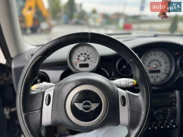 Чорний Міні One, об'ємом двигуна 1.6 л та пробігом 248 тис. км за 4200 $, фото 5 на Automoto.ua