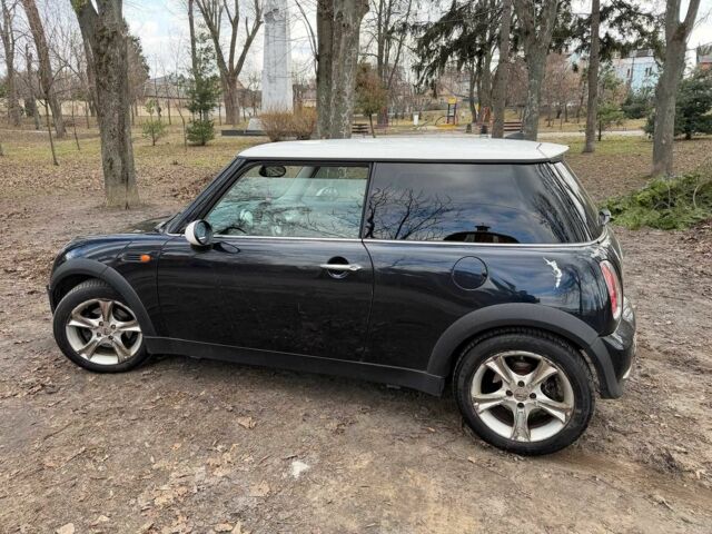 Чорний Міні One, об'ємом двигуна 1.6 л та пробігом 185 тис. км за 5490 $, фото 8 на Automoto.ua