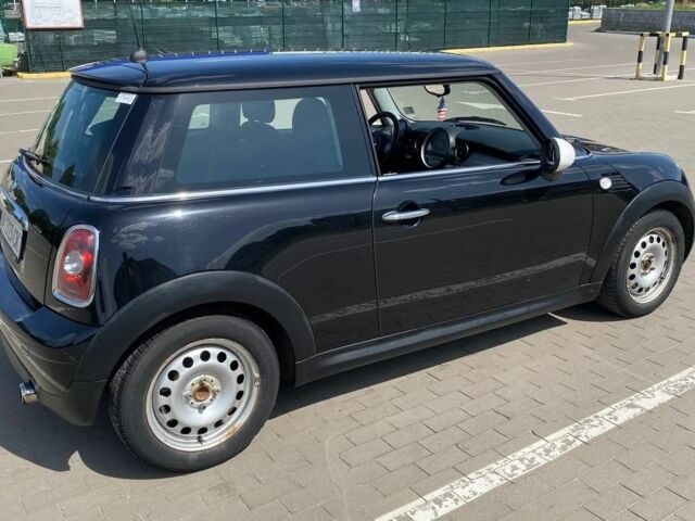 Черный Мини Ван, объемом двигателя 1.4 л и пробегом 231 тыс. км за 6500 $, фото 1 на Automoto.ua