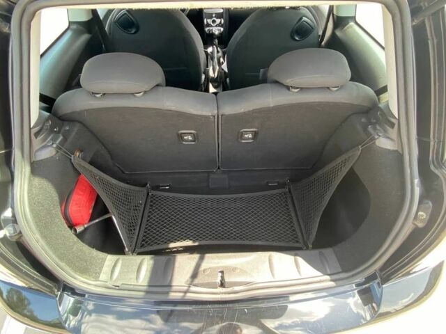 Черный Мини Ван, объемом двигателя 1.4 л и пробегом 231 тыс. км за 6500 $, фото 16 на Automoto.ua