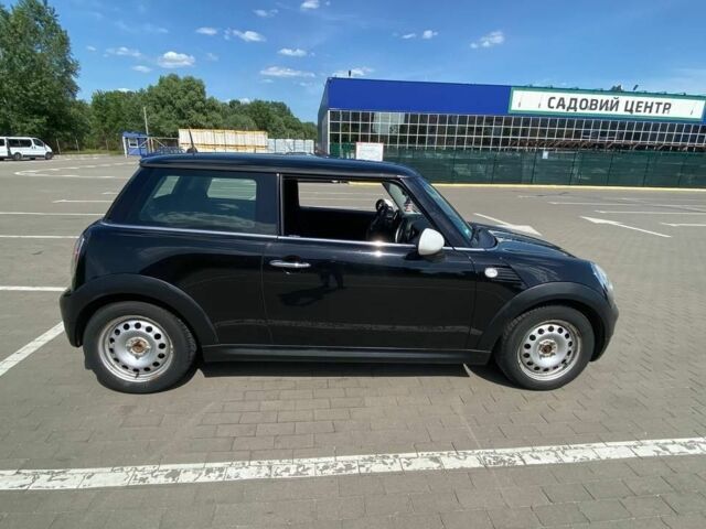 Черный Мини Ван, объемом двигателя 1.4 л и пробегом 231 тыс. км за 6500 $, фото 19 на Automoto.ua