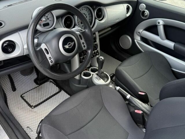 Сірий Міні One, об'ємом двигуна 1.6 л та пробігом 160 тис. км за 3800 $, фото 4 на Automoto.ua