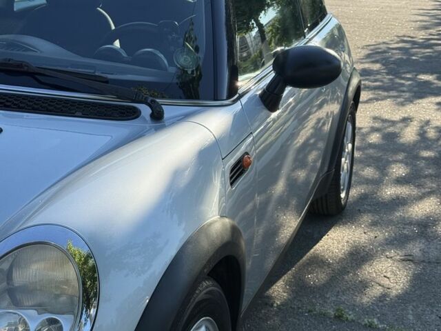 Сірий Міні One, об'ємом двигуна 1.6 л та пробігом 239 тис. км за 4700 $, фото 13 на Automoto.ua
