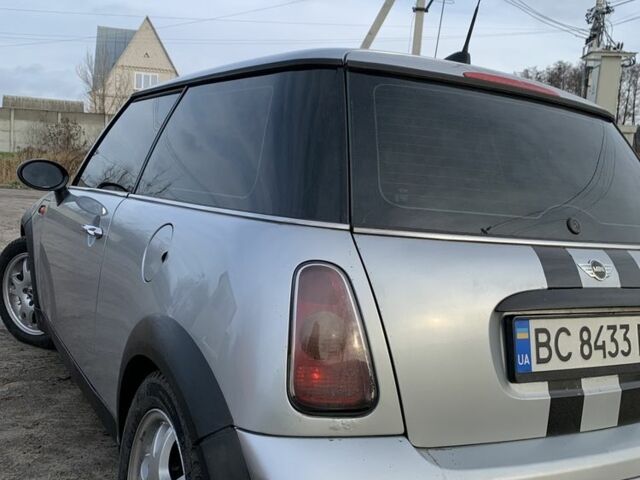 Сірий Міні One, об'ємом двигуна 1.6 л та пробігом 230 тис. км за 3800 $, фото 3 на Automoto.ua