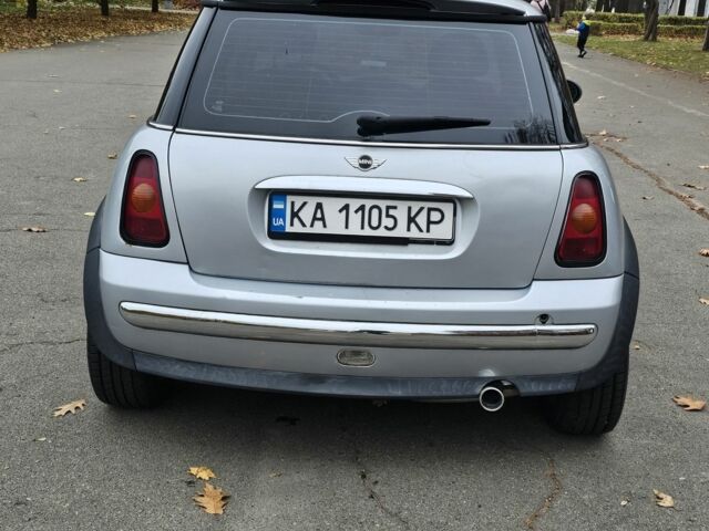 Серый Мини Ван, объемом двигателя 1.6 л и пробегом 200 тыс. км за 3500 $, фото 8 на Automoto.ua