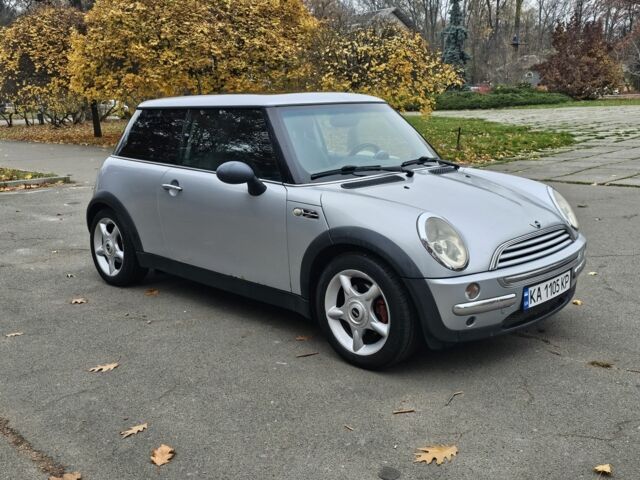 Серый Мини Ван, объемом двигателя 1.6 л и пробегом 200 тыс. км за 3500 $, фото 5 на Automoto.ua