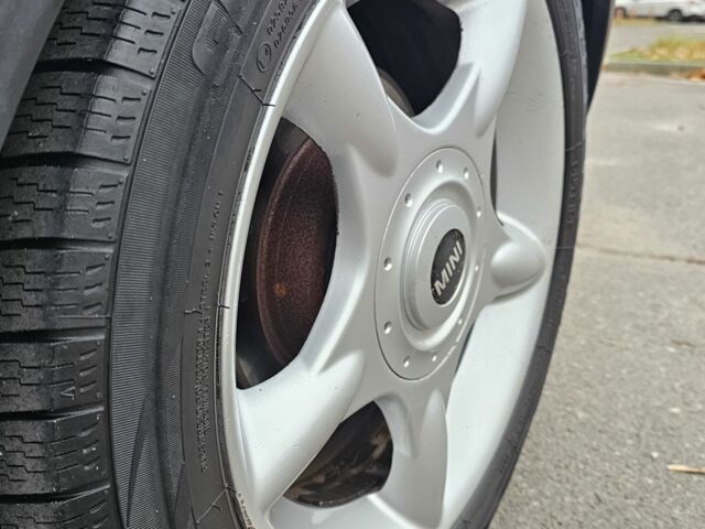 Серый Мини Ван, объемом двигателя 1.6 л и пробегом 200 тыс. км за 3500 $, фото 20 на Automoto.ua