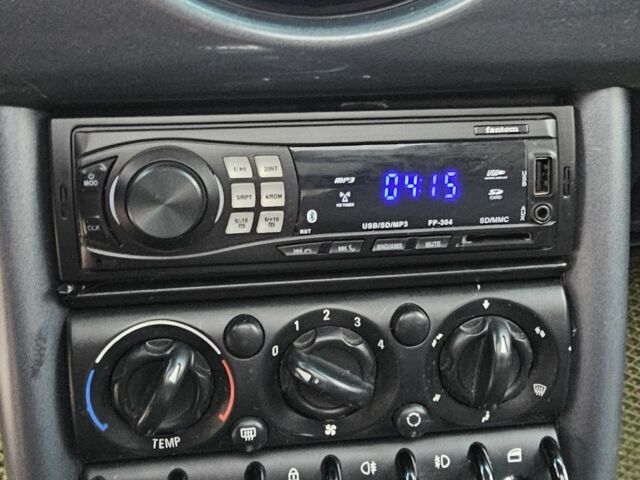 Серый Мини Ван, объемом двигателя 1.6 л и пробегом 200 тыс. км за 3500 $, фото 13 на Automoto.ua