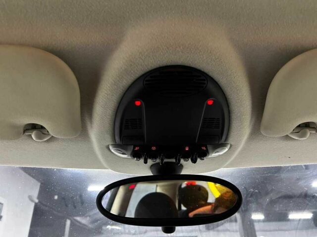 Синій Міні One, об'ємом двигуна 1.6 л та пробігом 243 тис. км за 7500 $, фото 15 на Automoto.ua