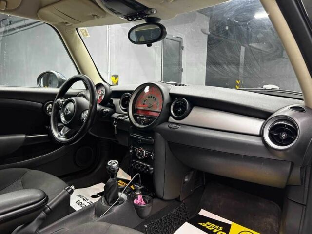 Синій Міні One, об'ємом двигуна 1.6 л та пробігом 243 тис. км за 7500 $, фото 20 на Automoto.ua