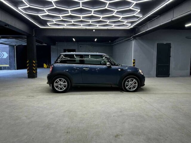Синій Міні One, об'ємом двигуна 1.6 л та пробігом 243 тис. км за 7500 $, фото 9 на Automoto.ua