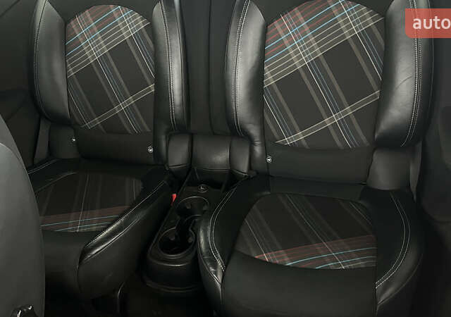 Чорний Міні Пейсмен, об'ємом двигуна 2 л та пробігом 170 тис. км за 12500 $, фото 18 на Automoto.ua