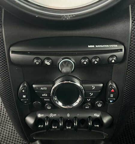 Чорний Міні Пейсмен, об'ємом двигуна 2 л та пробігом 170 тис. км за 12500 $, фото 25 на Automoto.ua