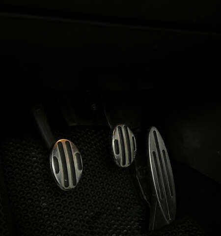 Чорний Міні Пейсмен, об'ємом двигуна 2 л та пробігом 170 тис. км за 12500 $, фото 31 на Automoto.ua