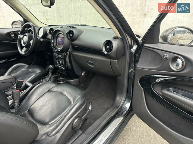 Черный Мини Пейсмен, объемом двигателя 1.6 л и пробегом 98 тыс. км за 10900 $, фото 20 на Automoto.ua