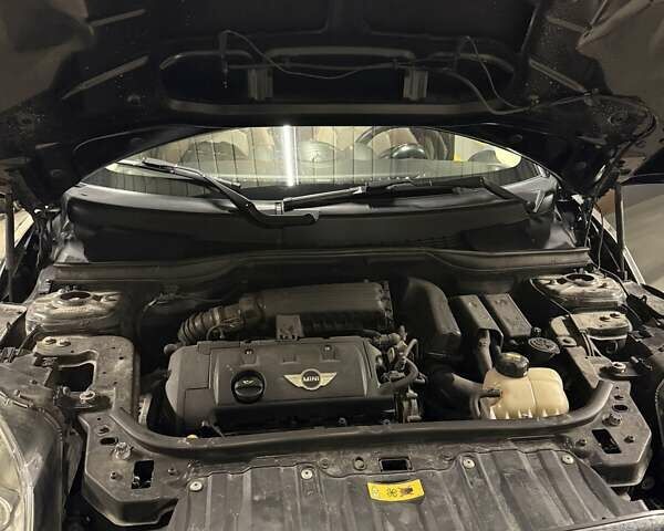 Чорний Міні Пейсмен, об'ємом двигуна 1.6 л та пробігом 202 тис. км за 10000 $, фото 26 на Automoto.ua