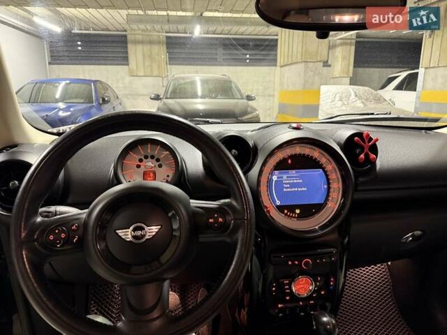 Чорний Міні Пейсмен, об'ємом двигуна 1.6 л та пробігом 202 тис. км за 10000 $, фото 1 на Automoto.ua