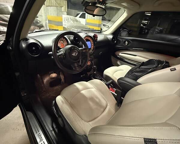 Чорний Міні Пейсмен, об'ємом двигуна 1.6 л та пробігом 202 тис. км за 10000 $, фото 15 на Automoto.ua