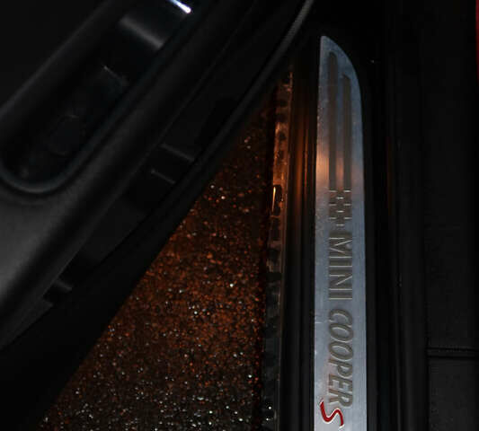 Черный Мини Пейсмен, объемом двигателя 1.6 л и пробегом 110 тыс. км за 14600 $, фото 9 на Automoto.ua