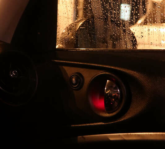 Черный Мини Пейсмен, объемом двигателя 1.6 л и пробегом 110 тыс. км за 14600 $, фото 16 на Automoto.ua