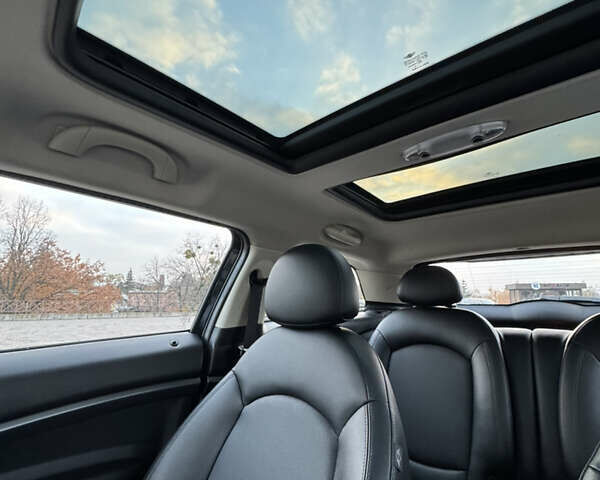 Черный Мини Пейсмен, объемом двигателя 1.6 л и пробегом 110 тыс. км за 14600 $, фото 6 на Automoto.ua