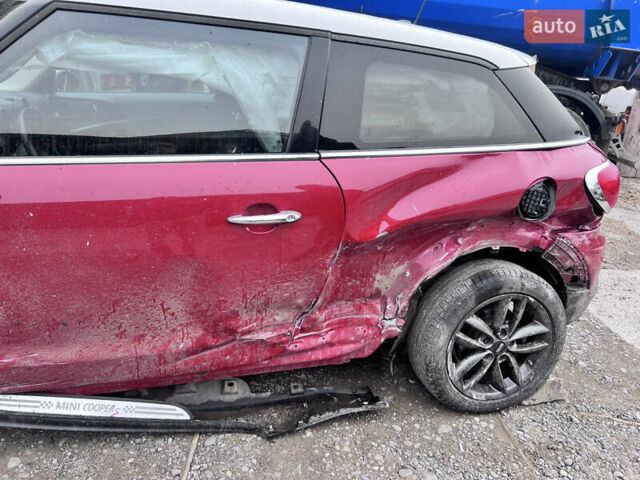 Червоний Міні Пейсмен, об'ємом двигуна 1.6 л та пробігом 105 тис. км за 7000 $, фото 2 на Automoto.ua