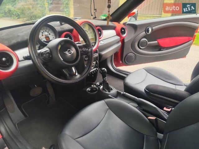 Красный Мини Roadster, объемом двигателя 1.6 л и пробегом 126 тыс. км за 6999 $, фото 15 на Automoto.ua