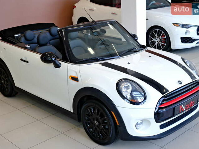 Бежевый Мини Convertible, объемом двигателя 1.5 л и пробегом 50 тыс. км за 11900 $, фото 5 на Automoto.ua