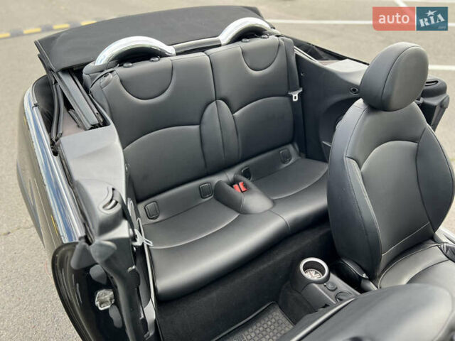 Черный Мини Convertible, объемом двигателя 1.6 л и пробегом 121 тыс. км за 9500 $, фото 40 на Automoto.ua