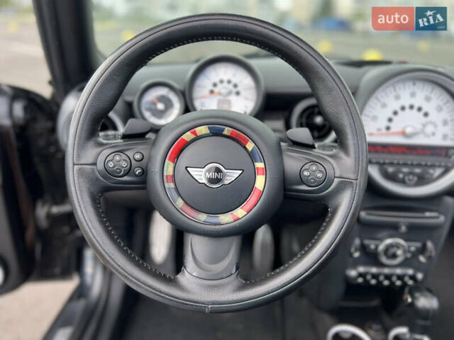 Черный Мини Convertible, объемом двигателя 1.6 л и пробегом 121 тыс. км за 9500 $, фото 45 на Automoto.ua