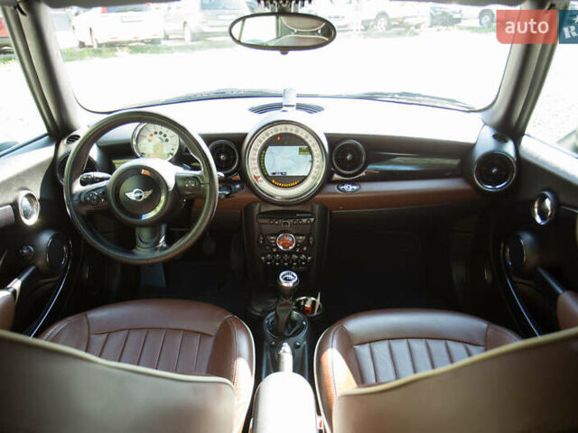 Черный Мини Convertible, объемом двигателя 1.6 л и пробегом 85 тыс. км за 13800 $, фото 17 на Automoto.ua