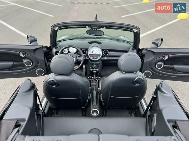 Черный Мини Convertible, объемом двигателя 1.6 л и пробегом 121 тыс. км за 9500 $, фото 42 на Automoto.ua