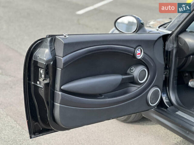 Черный Мини Convertible, объемом двигателя 1.6 л и пробегом 121 тыс. км за 9500 $, фото 37 на Automoto.ua