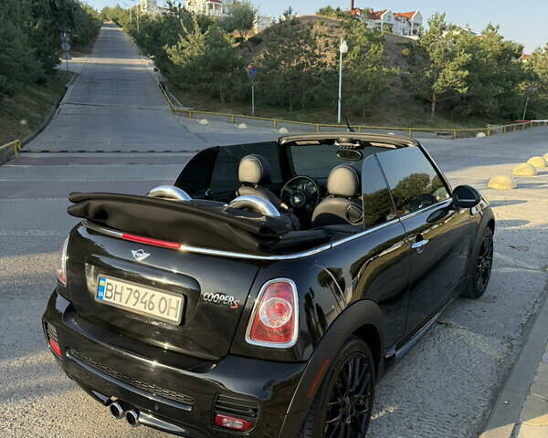 Черный Мини Convertible, объемом двигателя 1.6 л и пробегом 89 тыс. км за 10000 $, фото 3 на Automoto.ua