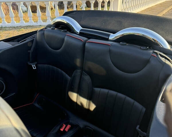 Черный Мини Convertible, объемом двигателя 1.6 л и пробегом 89 тыс. км за 10000 $, фото 15 на Automoto.ua
