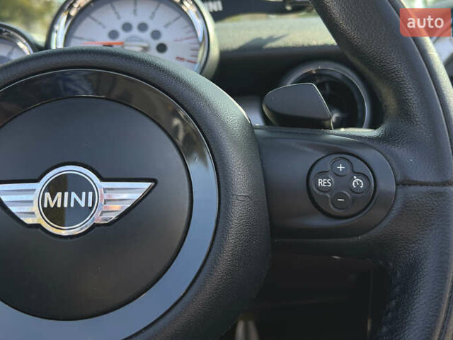 Коричневый Мини Convertible, объемом двигателя 1.6 л и пробегом 144 тыс. км за 9850 $, фото 19 на Automoto.ua