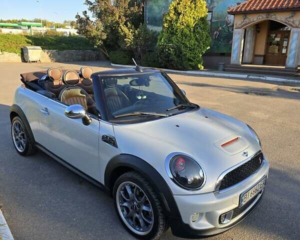Серый Мини Convertible, объемом двигателя 1.6 л и пробегом 213 тыс. км за 9999 $, фото 22 на Automoto.ua