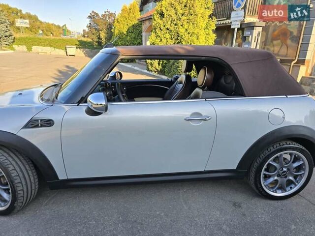 Серый Мини Convertible, объемом двигателя 1.6 л и пробегом 213 тыс. км за 9999 $, фото 12 на Automoto.ua